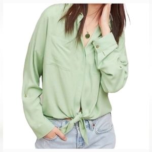 Anthropologie Maeve Sandbridge green button down